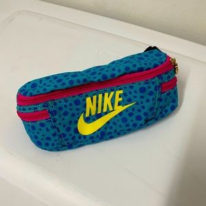 Fanny pack. Great condition.
